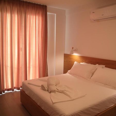 Serenity In Hotel Lezhe Bagian luar foto
