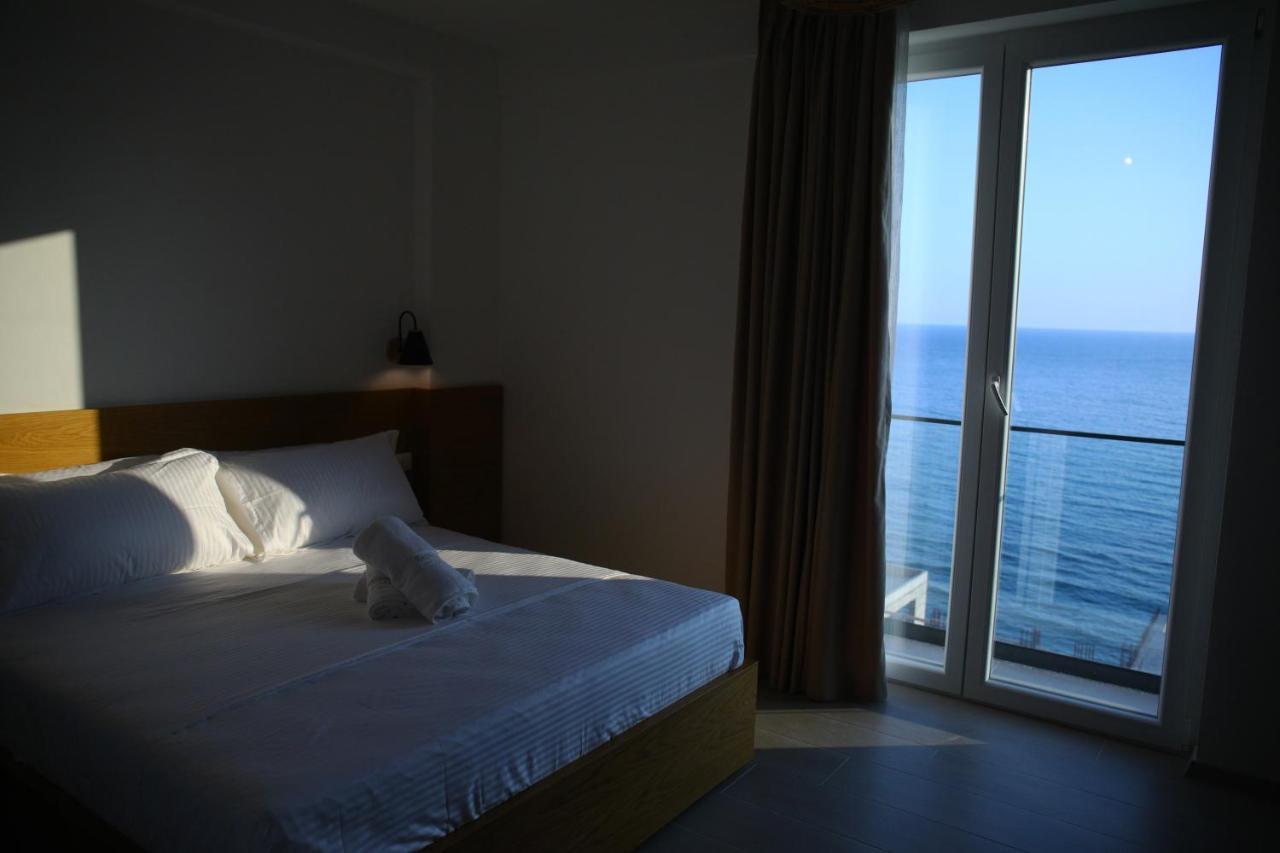 Serenity In Hotel Lezhe Bagian luar foto