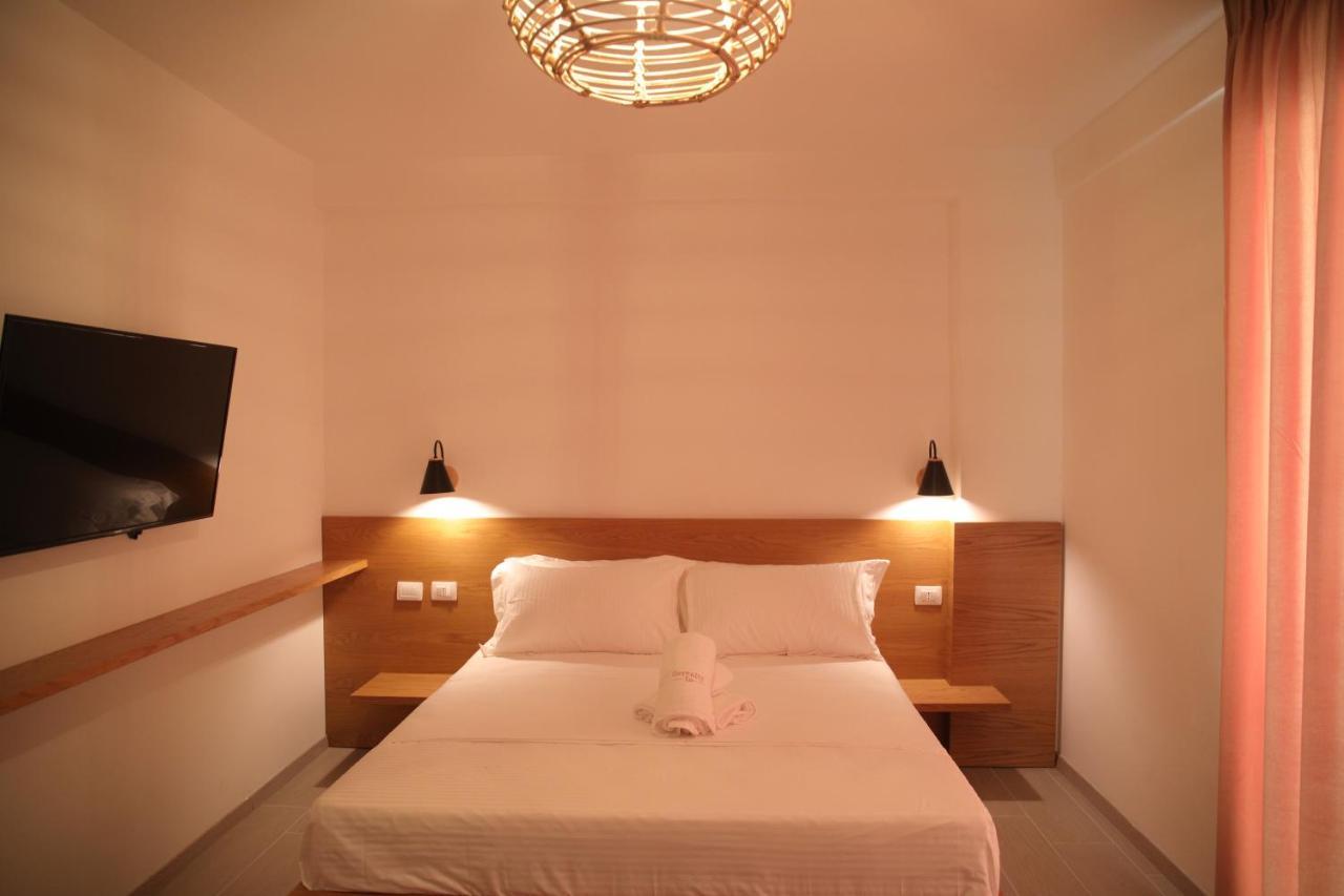 Serenity In Hotel Lezhe Bagian luar foto