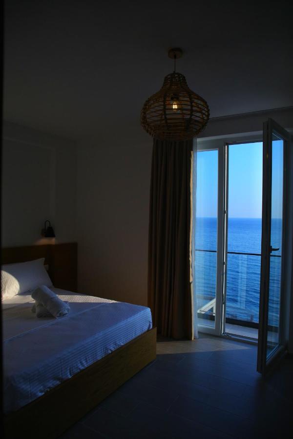 Serenity In Hotel Lezhe Bagian luar foto