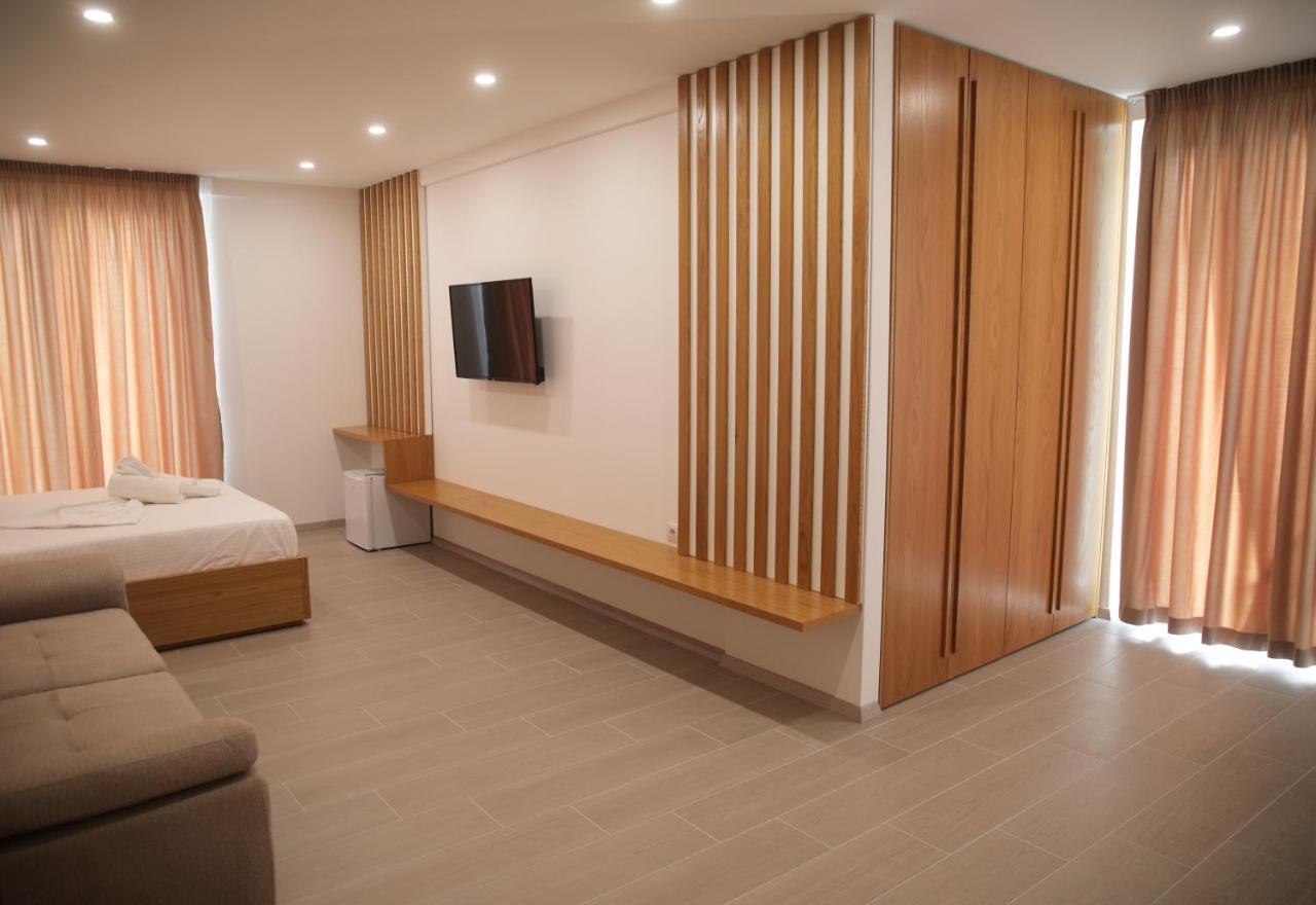 Serenity In Hotel Lezhe Bagian luar foto