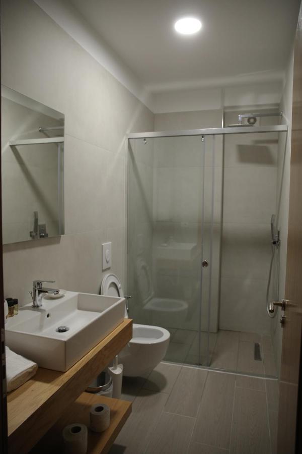 Serenity In Hotel Lezhe Bagian luar foto